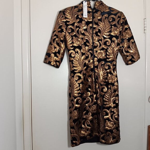 alice +olivia inka mock neck dress in black and gold size6 - Picture 4 of 8